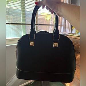 Elegant Black Handbag